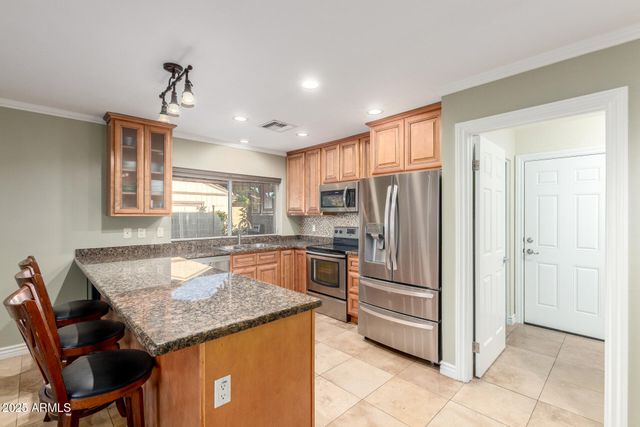 4364 E SHEENA Drive, Phoenix, AZ 85032