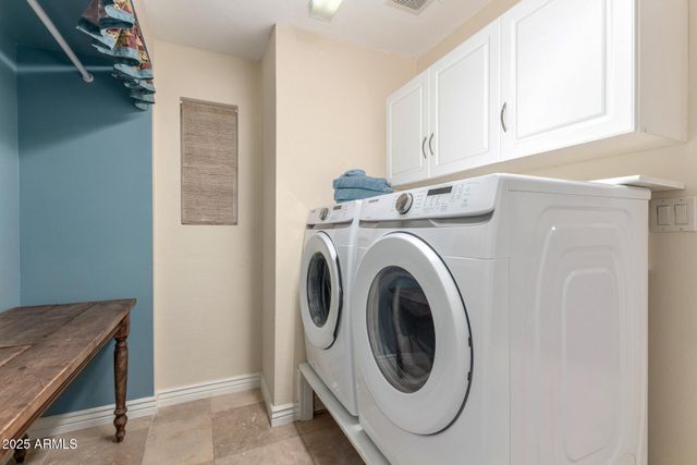 4364 E SHEENA Drive, Phoenix, AZ 85032