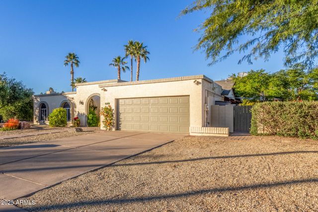 4364 E SHEENA Drive, Phoenix, AZ 85032