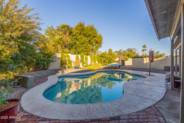 4364 E SHEENA Drive, Phoenix, AZ 85032