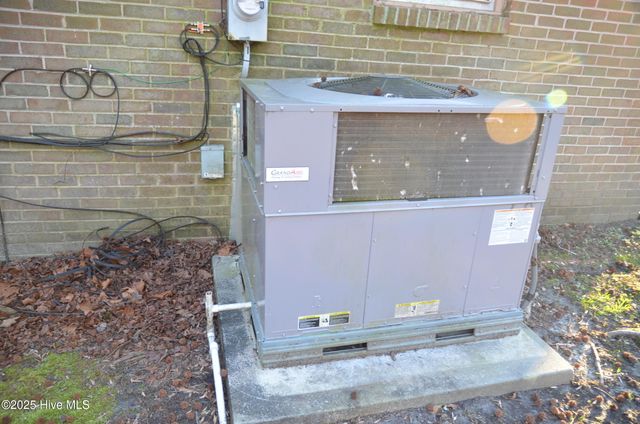 12652 Us Highway 258, Scotland Neck, NC 27874