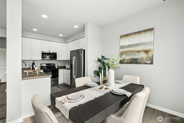 445 Shelton Place NE, Renton, WA 98056
