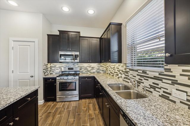 205 Castlegate Lane, Jersey Village, TX 77065