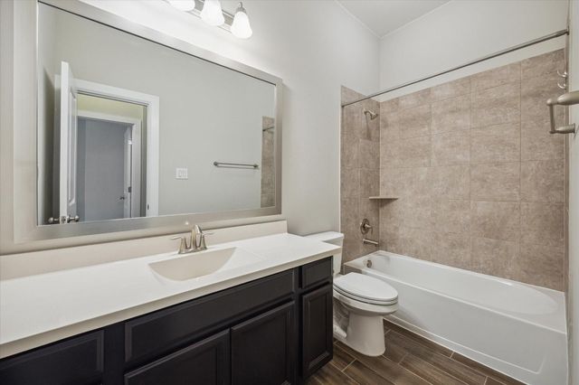 205 Castlegate Lane, Jersey Village, TX 77065