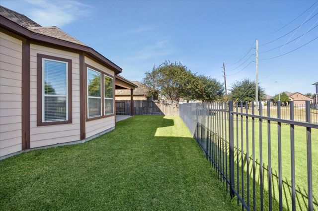 205 Castlegate Lane, Jersey Village, TX 77065