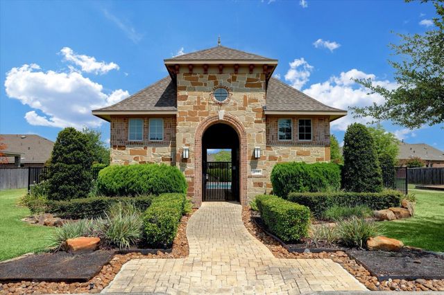 205 Castlegate Lane, Jersey Village, TX 77065