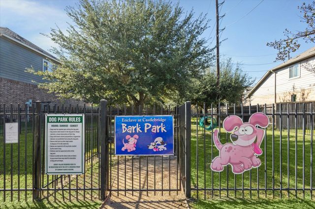 205 Castlegate Lane, Jersey Village, TX 77065