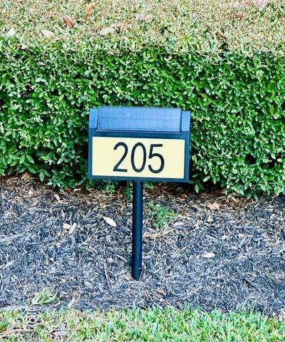 205 Castlegate Lane, Jersey Village, TX 77065