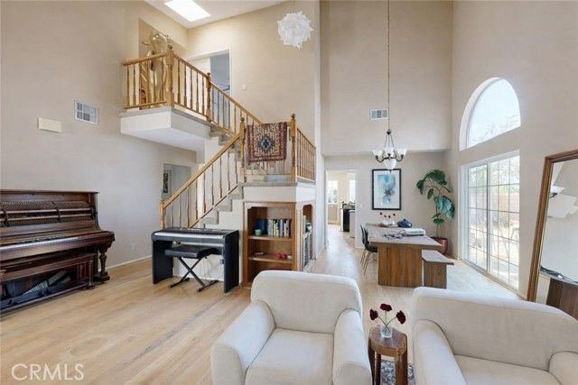 5637 Redwood, Palmdale, CA 93551