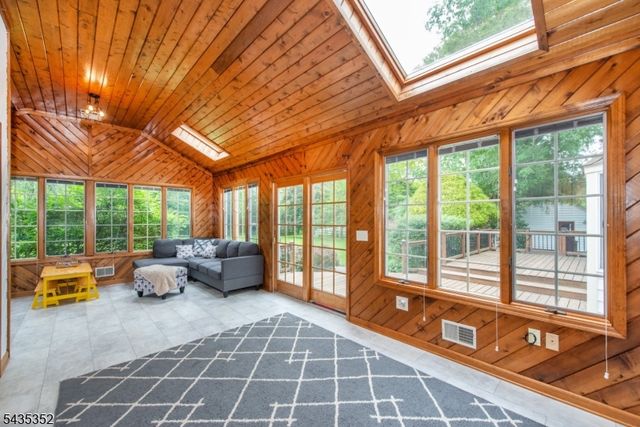 28 Kingswood Ct, Montgomery Twp., NJ 08502