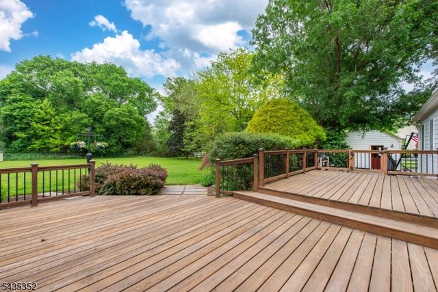28 Kingswood Ct, Montgomery Twp., NJ 08502