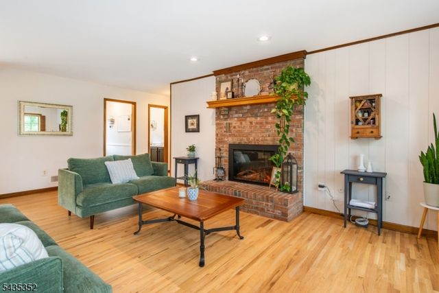 28 Kingswood Ct, Montgomery Twp., NJ 08502