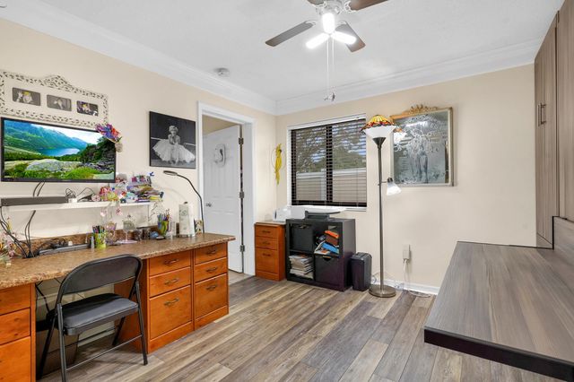 4 Calusa Ct, Palm Coast, FL 32137