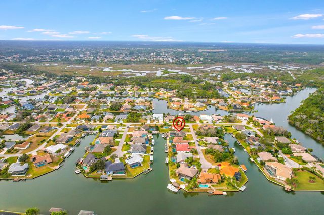 4 Calusa Ct, Palm Coast, FL 32137