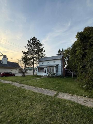 163 Johnson Street, Oregon, WI 53575