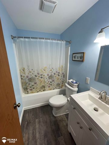 10275 Newland Drive, Otisville, MI 48463