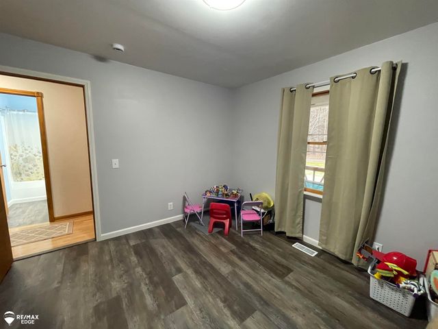 10275 Newland Drive, Otisville, MI 48463