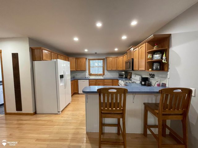 10275 Newland Drive, Otisville, MI 48463