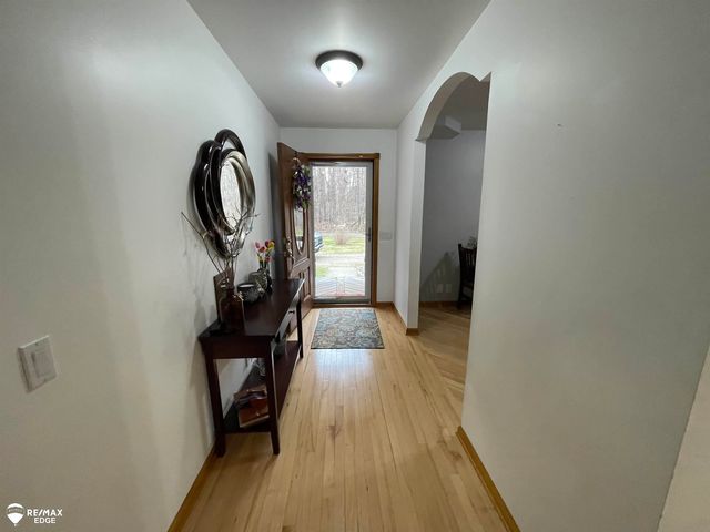 10275 Newland Drive, Otisville, MI 48463