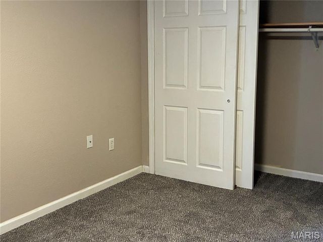 1215 Western Avenue, Swansea, IL 62226