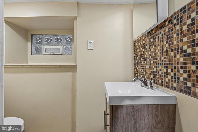 1145 S 60TH ST, Philadelphia, PA 19143