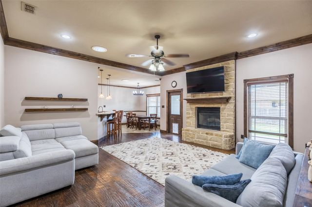 818 Great Waters Drive, Abilene, TX 79602