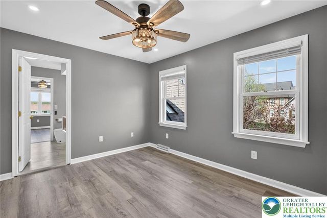4831 South Hedgerow Drive, Lower Macungie Twp, PA 18103