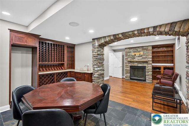 4831 South Hedgerow Drive, Lower Macungie Twp, PA 18103