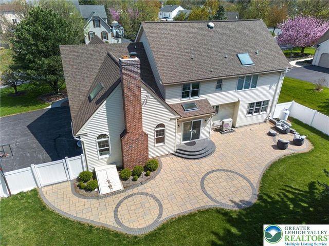 4831 South Hedgerow Drive, Lower Macungie Twp, PA 18103