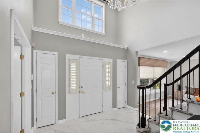 4831 South Hedgerow Drive, Lower Macungie Twp, PA 18103