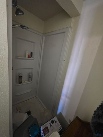 418 E COLLEGE AVE, Rapid City, SD 57701