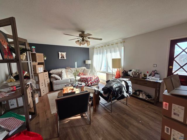 418 E COLLEGE AVE, Rapid City, SD 57701