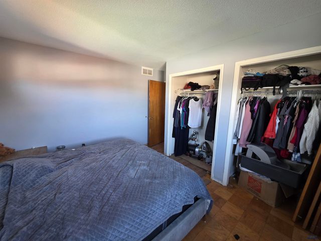 418 E COLLEGE AVE, Rapid City, SD 57701