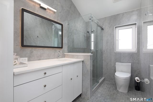35 Emmons Lane, North Canaan, CT 06018