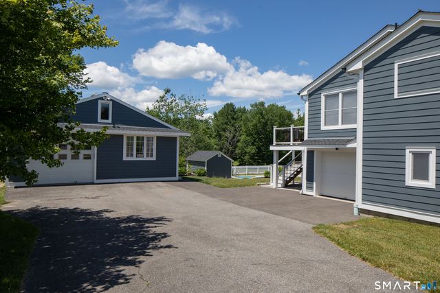 35 Emmons Lane, North Canaan, CT 06018