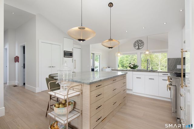 35 Emmons Lane, North Canaan, CT 06018