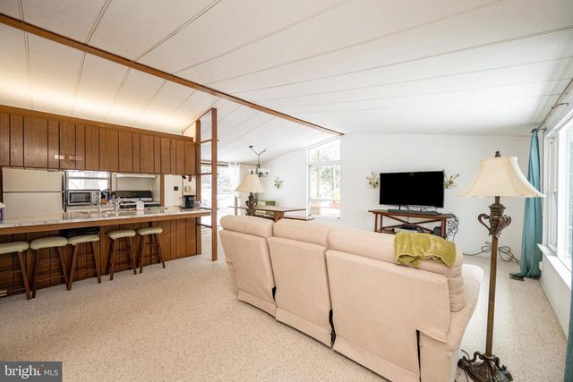 16 LEMLEY, Oakland, MD 21550