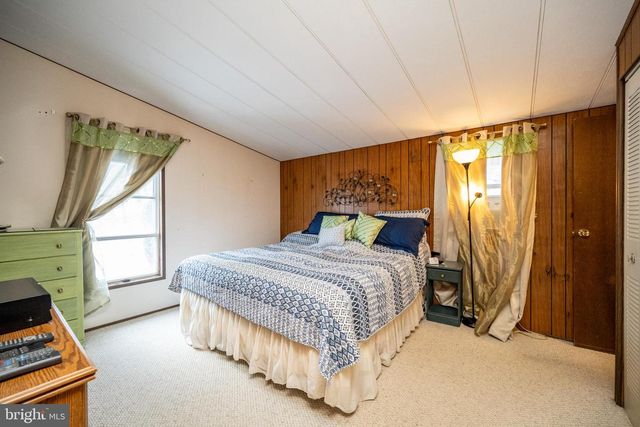 16 LEMLEY, Oakland, MD 21550