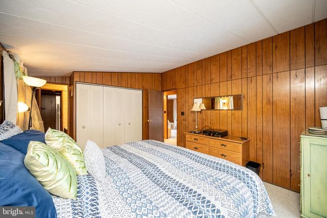 16 LEMLEY, Oakland, MD 21550