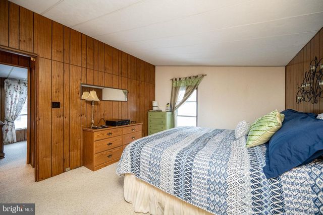 16 LEMLEY, Oakland, MD 21550