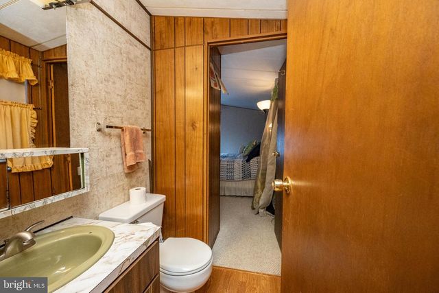 16 LEMLEY, Oakland, MD 21550