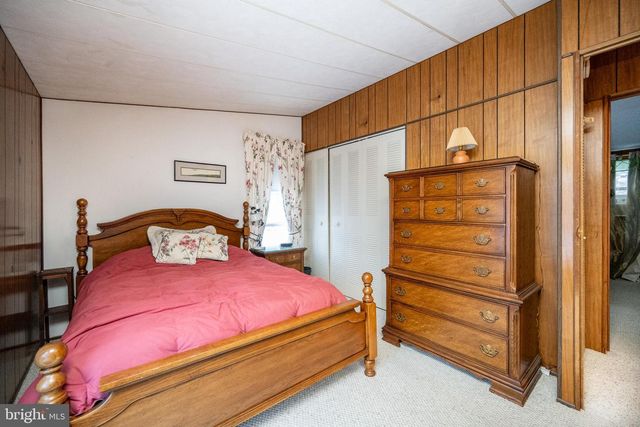 16 LEMLEY, Oakland, MD 21550