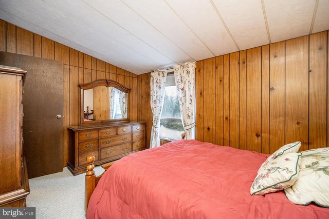 16 LEMLEY, Oakland, MD 21550