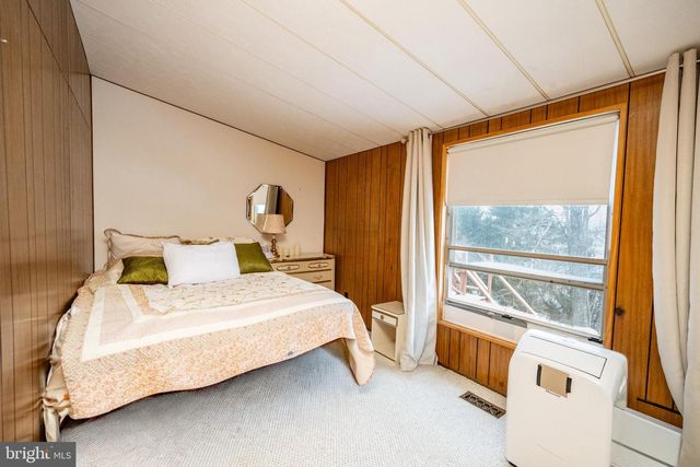 16 LEMLEY, Oakland, MD 21550