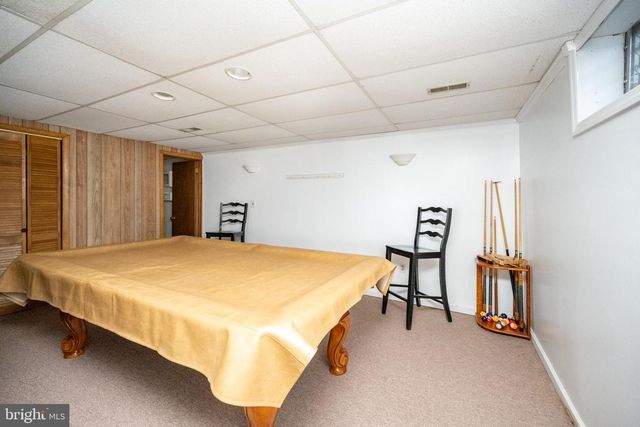 16 LEMLEY, Oakland, MD 21550