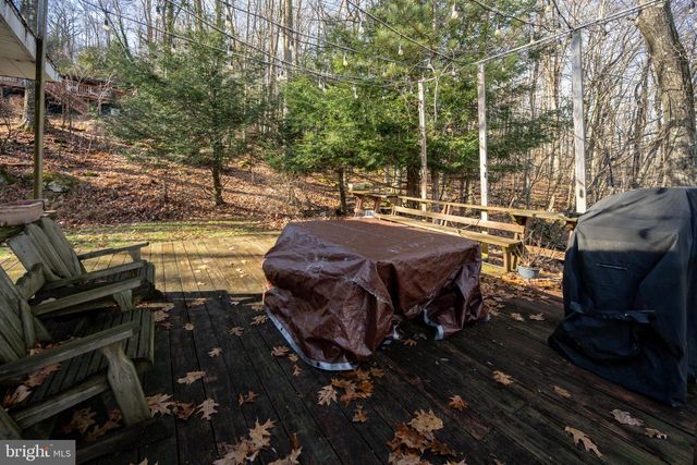 16 LEMLEY, Oakland, MD 21550