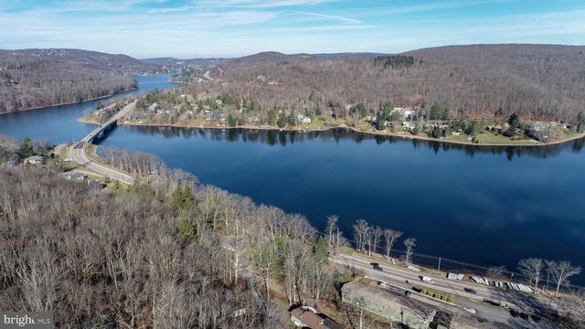 16 LEMLEY, Oakland, MD 21550