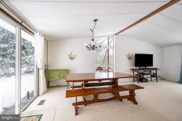 16 LEMLEY, Oakland, MD 21550