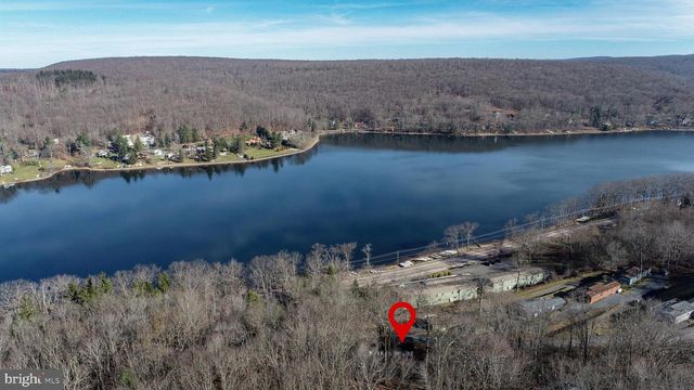 16 LEMLEY, Oakland, MD 21550