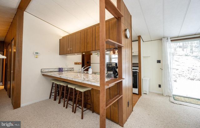 16 LEMLEY, Oakland, MD 21550